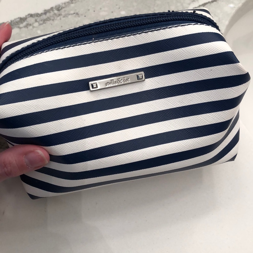 Stella and Dot poof bag